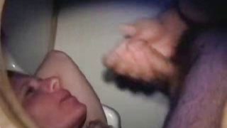 Amateurin betrogener Mann gloryhole 3