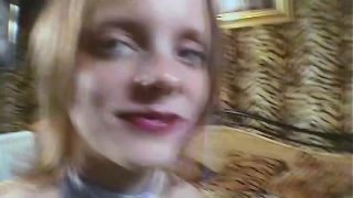 feuchte bitch fotze kriegt kleine Chick sperma eimer hardcorepenetriert