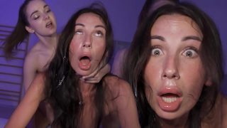 Beste Freundin zum harten Dreier mit Strap-on eingeladen!