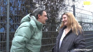 Reife Deutsche wird auf der Straße aufgegabelt und hart gefickt